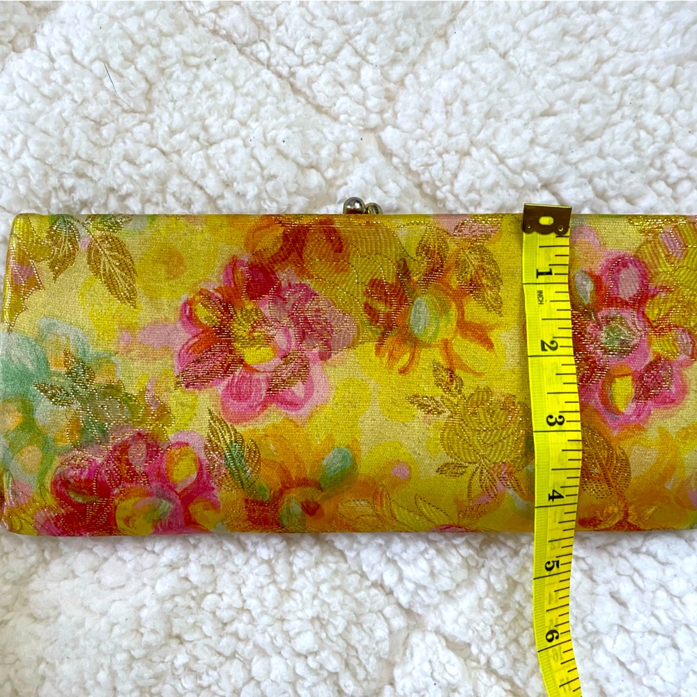 Sweet bright yellow clutch with pretty pink flowers and gold lobster clasp - Picture 8 of 8